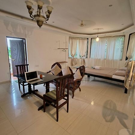 סיולים J-House, Spacious Apartments With Balconies, Thalassa 1Min Away מראה חיצוני תמונה